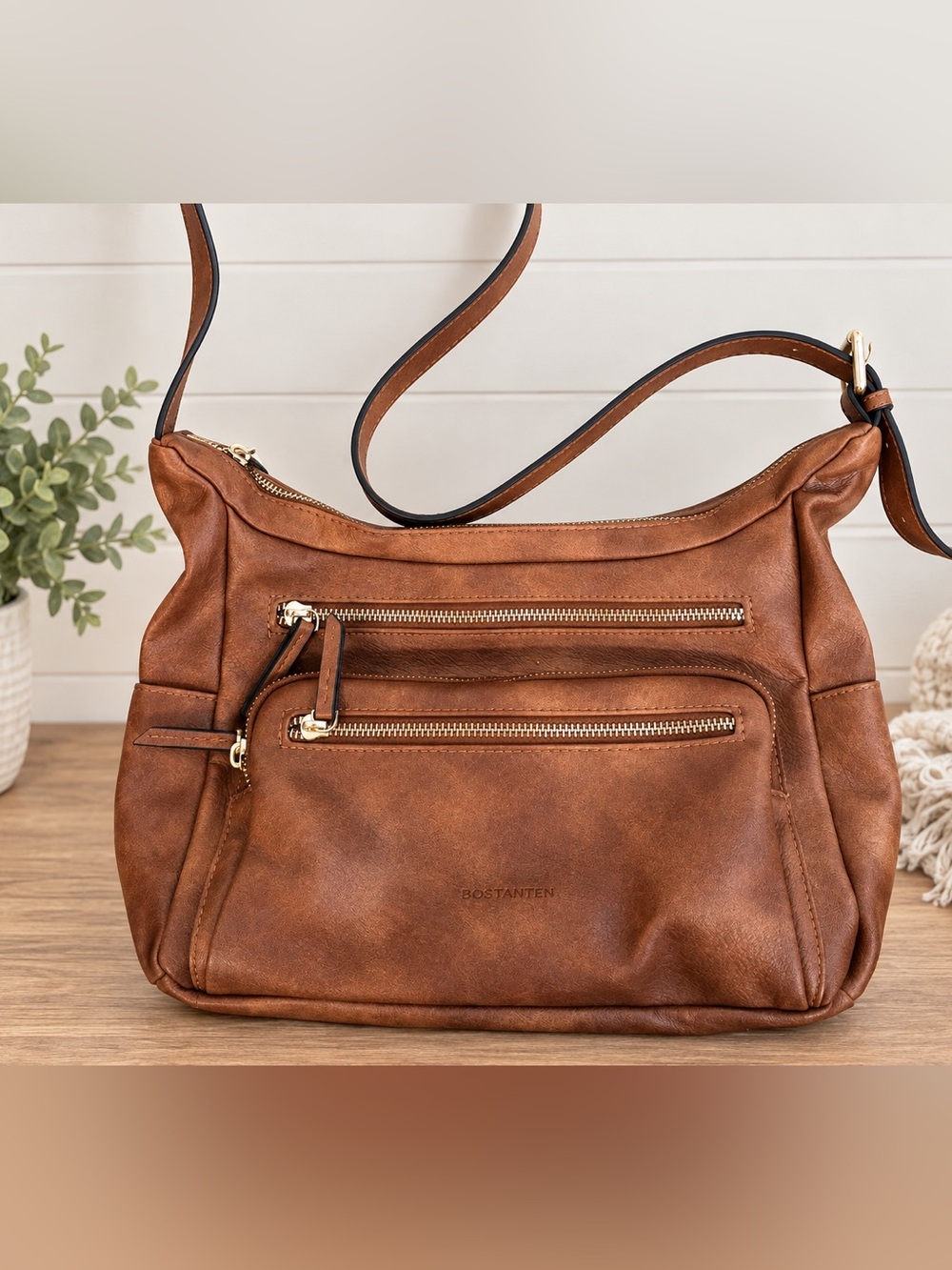 Bostanten Classic Brown Leather Crossbody Bag